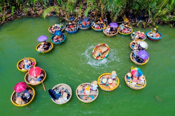 DU LỊCH BIỂN MÙA HÈ MIỀN TRUNG TỪ HÀ NỘI - ĐÀ NẴNG – SƠN TRÀ - NGŨ HÀNH SƠN –  HỘI AN TOUR 3 NGÀY 2 ĐÊM GIÁ KÍCH CẦU GIẢM MẠNH CHO KHÁCH HÀNG ĐĂNG KÝ SỚM 